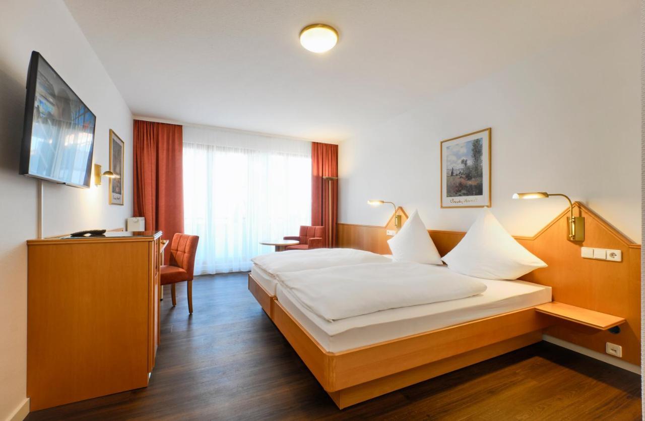 Restaurant Waldhorn Hotel Holzgerlingen